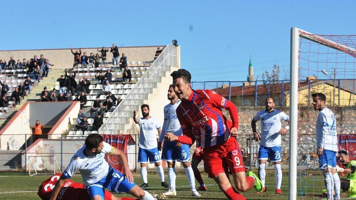 Ni De Anadolu Fk Ankara Demirspor Futbol Haberleri Spor