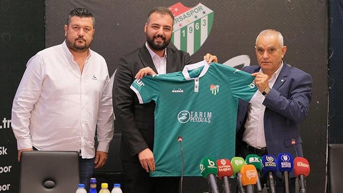 Bursaspor A Yeni Forma G S Sponsoru Fanatik Gazetesi Futbol