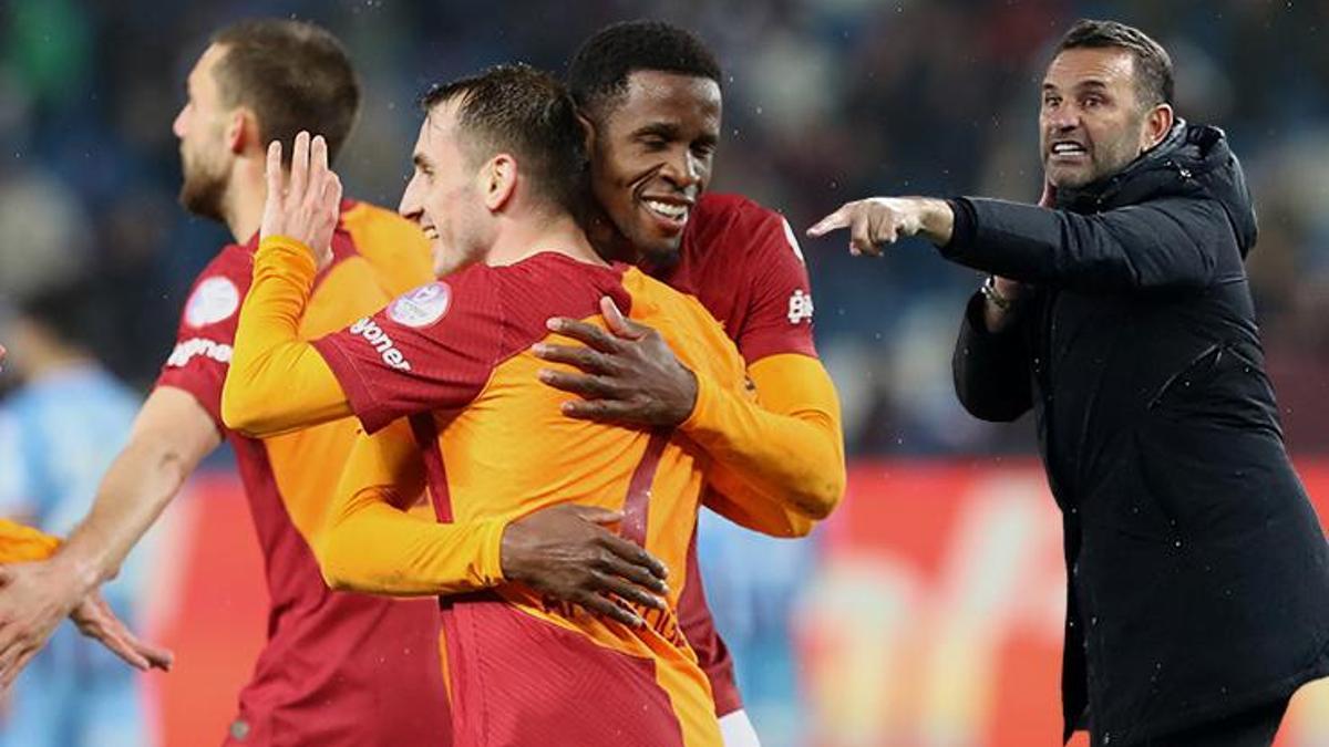 Galatasaray Teknik Direkt R Okan Buruk Tan Ampiyonluk Mesaj Bu