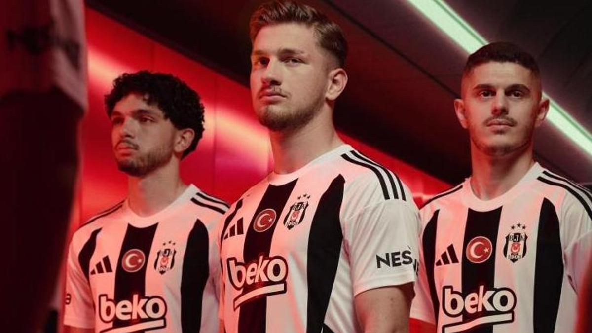 Beşiktaş yeni sezonda giyeceği iç saha formasını duyurdu Fanatik