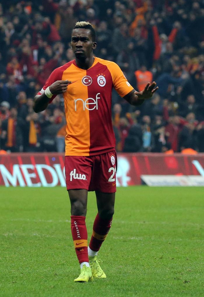 Galatasaray Da Onyekuru Ov Fanatik Gazetesi Galatasaray Gs