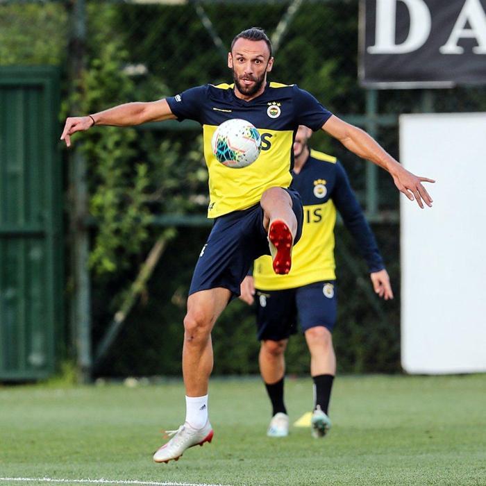 Fenerbahçe de yeni transfer Mevlüt Erdinç ilk idmanına çıktı Fanatik