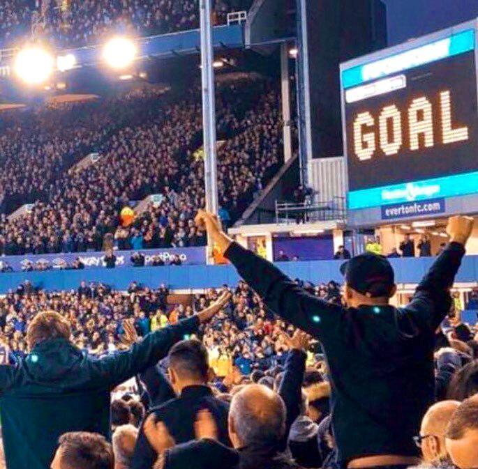 Manchester City attı, Everton sevindi