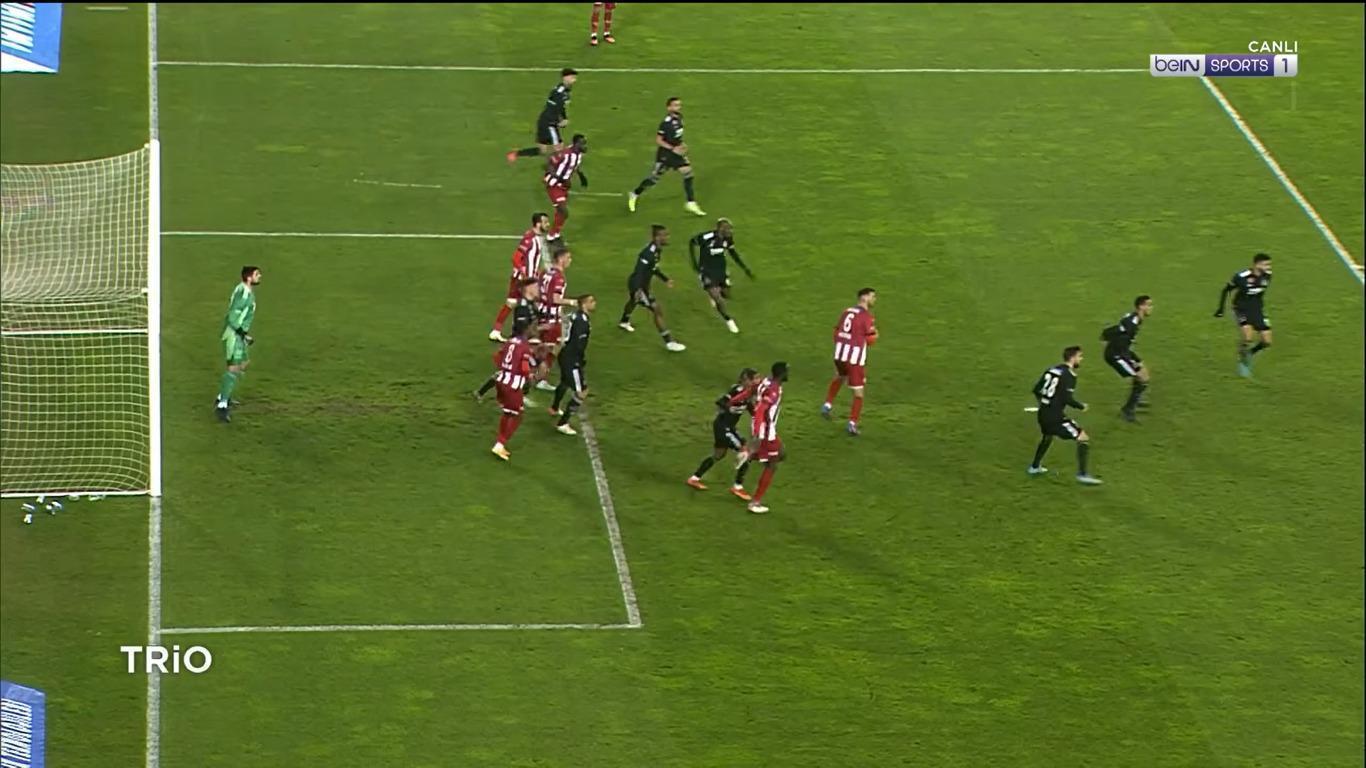 Sivasspor - Beşiktaş maçını Deniz Çoban yorumladı Penaltılar doğru mu