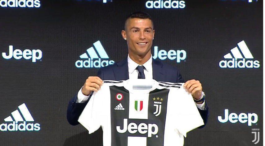 Cristiano Ronaldo Juventusa imzayı attı