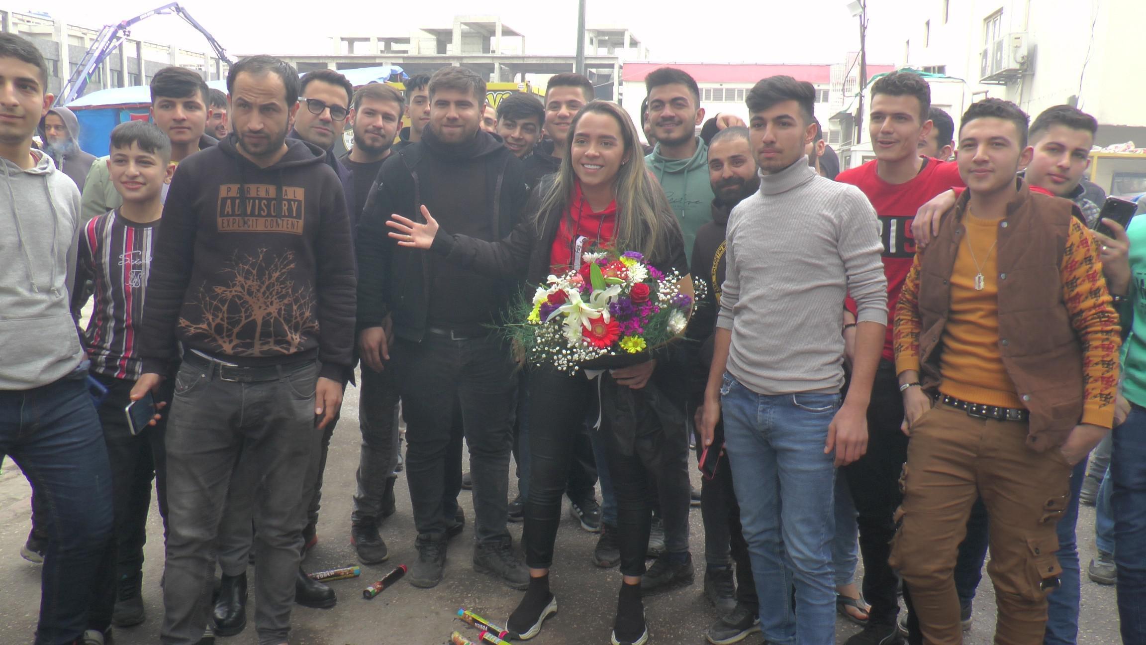 Gaziantep ALG Sporun Brezilyalı futbolcusu Thays Ferrer; davul, zurna ve meşalelerle karşılandı