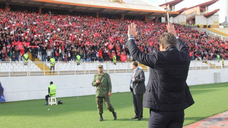 Ertuğrul Sağlam, şampiyonluk favorisini açıkladı