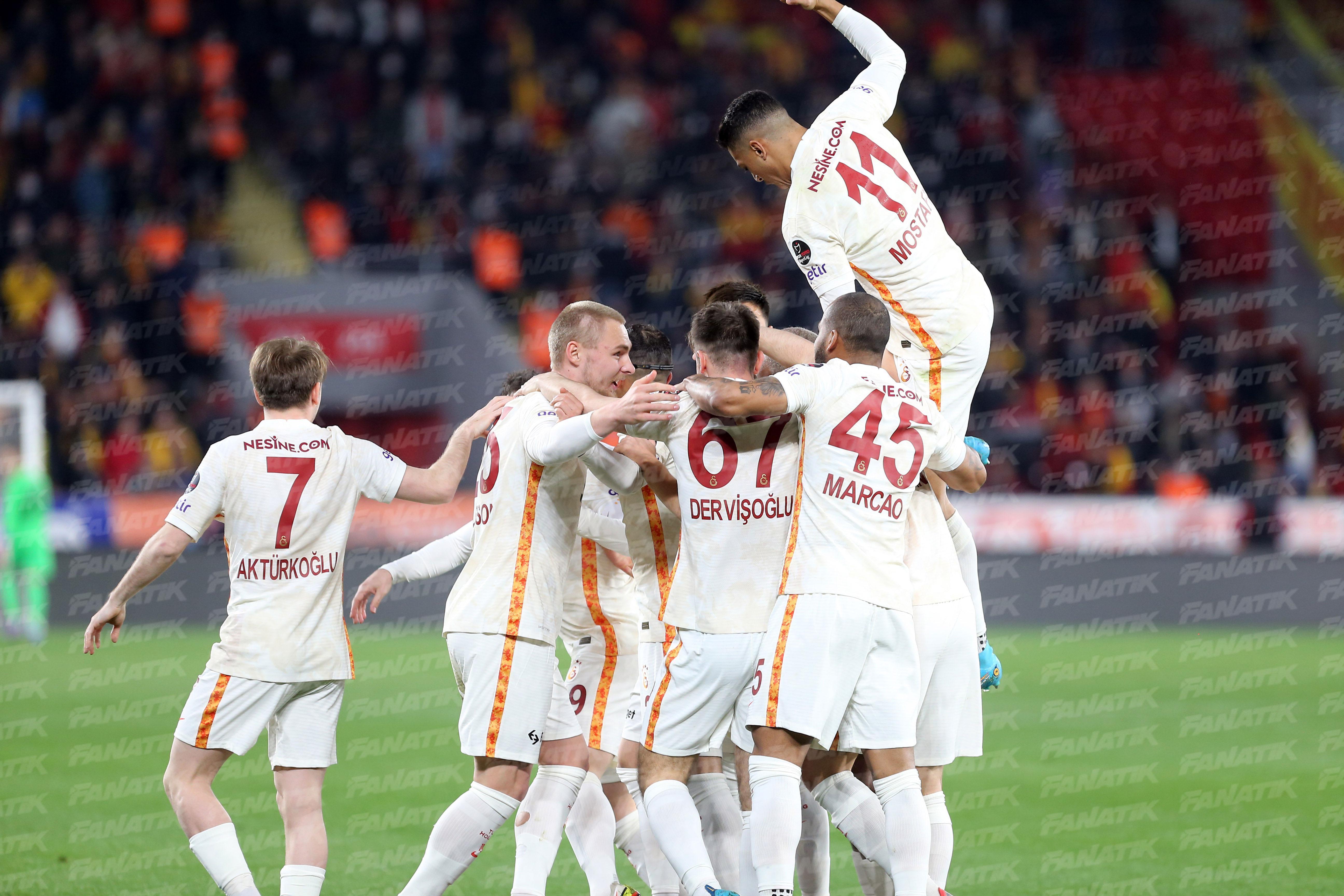 (ÖZET) Göztepe - Galatasaray maç sonucu: 2-3