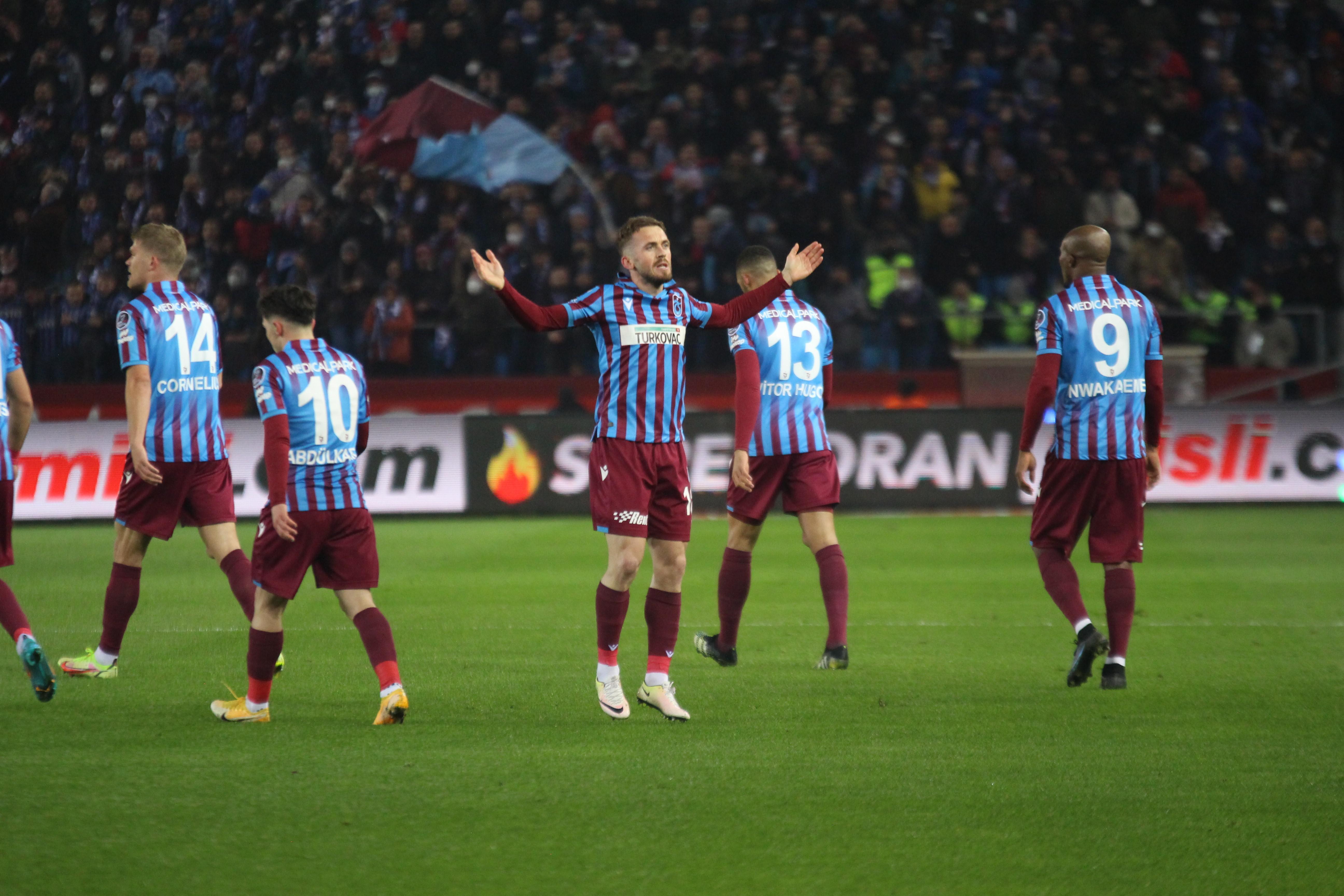 (ÖZET) Trabzonspor - Konyaspor maç sonucu: 2-1