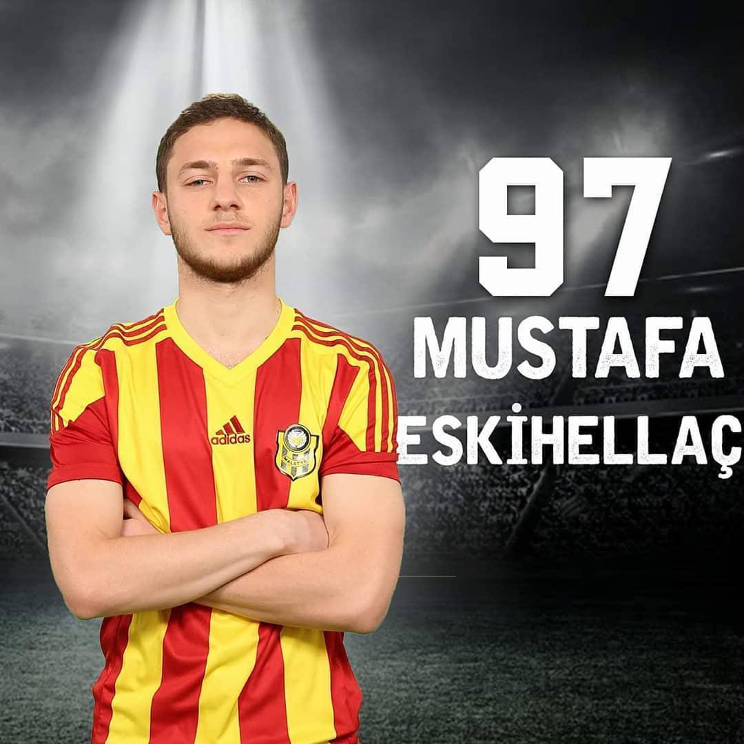 Mustafa Eskihellaç kimdir, mevkisi ne Mustafa Eskihellaç kaç yaşında, nereli ve hangi takımlarda oynadı