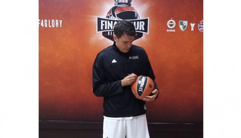 EuroLeagueden sosyal sorumluluk için açık arttırma