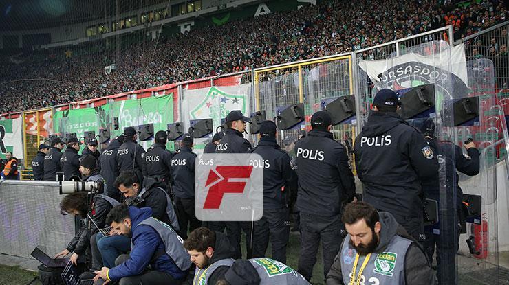 (ÖZET) Bursaspor - Fenerbahçe maç sonucu: 1-1