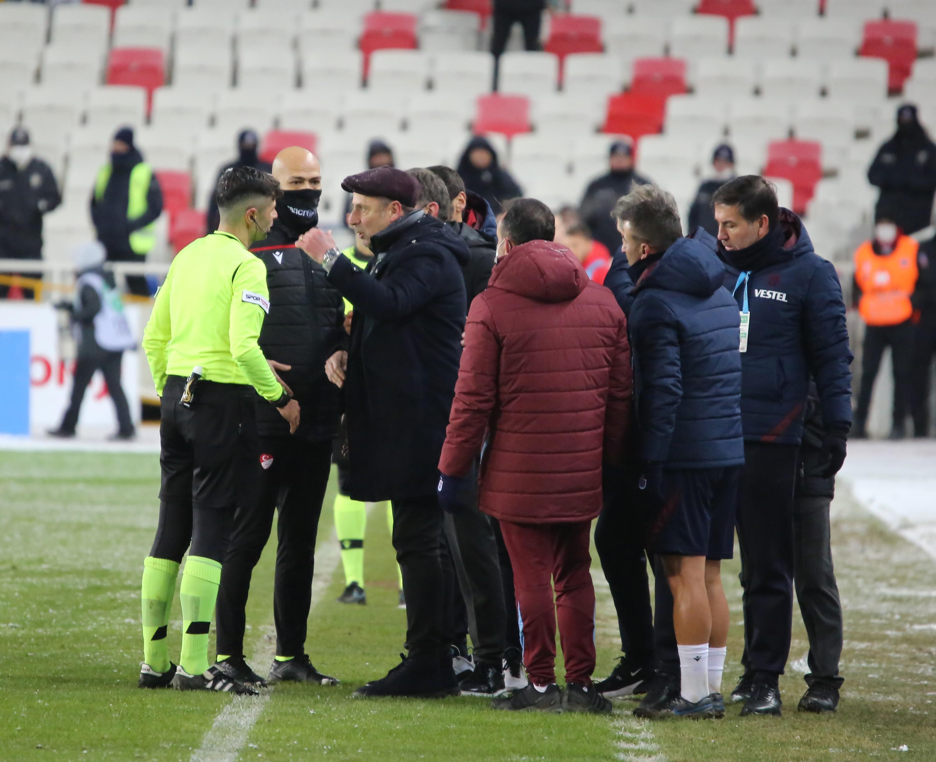 Son dakika | Trabzonspor haberi: Abdullah Avcı, PFDKya sevk edildi