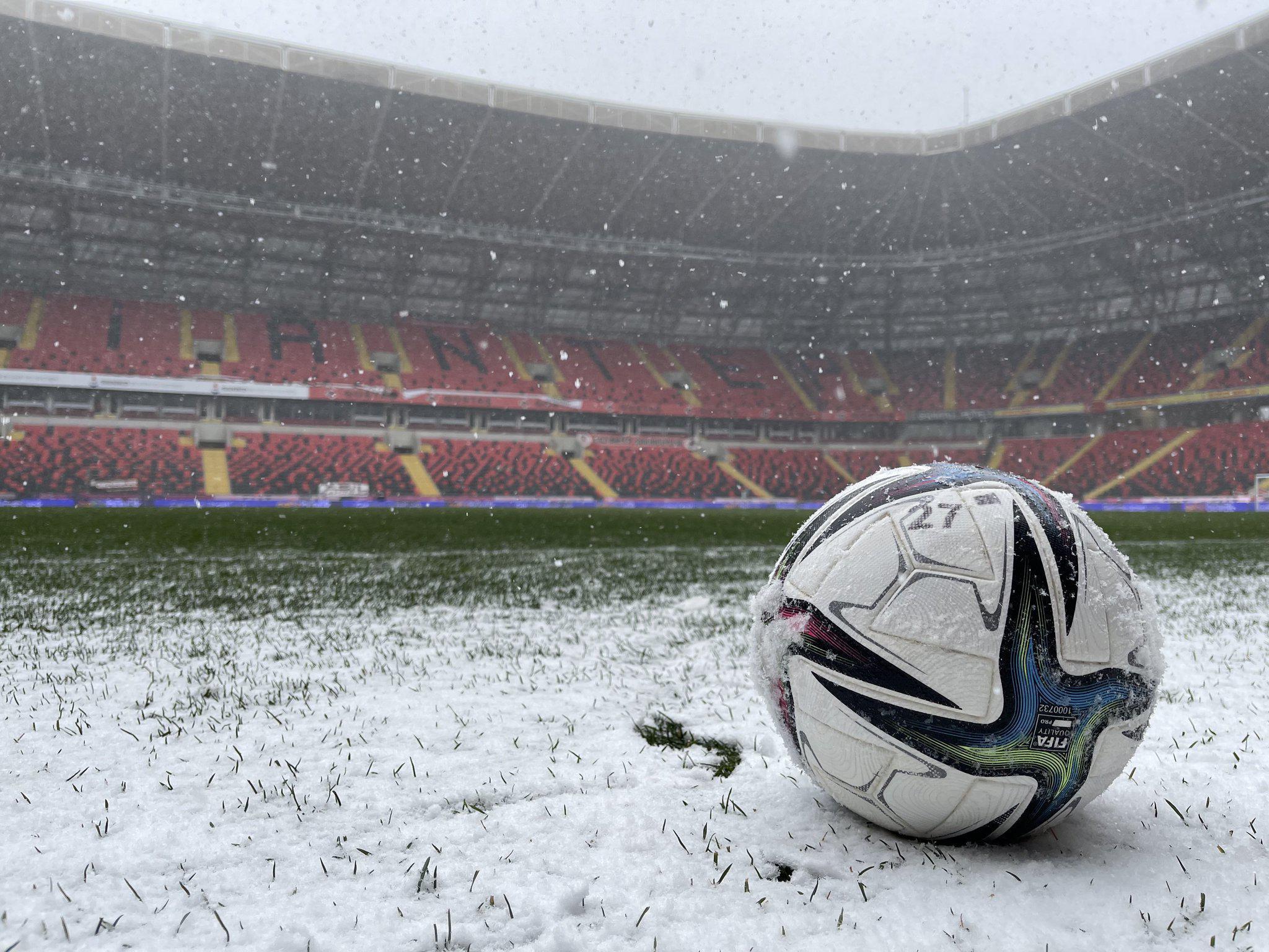 Son dakika | Gaziantep FK - ÖK Yeni Malatyaspor maçı ertelendi