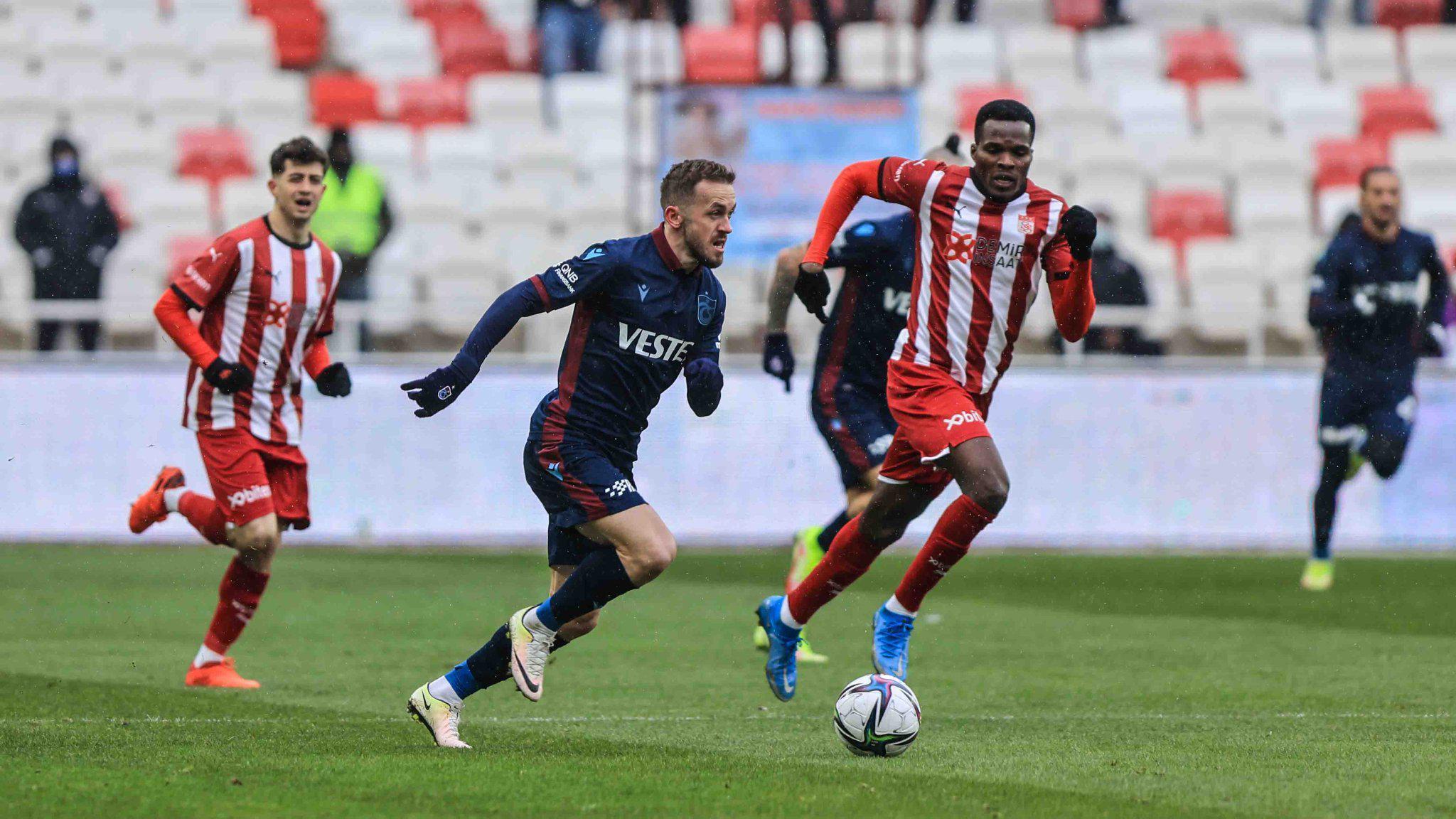 (ÖZET) Sivasspor - Trabzonspor maç sonucu: 1-1