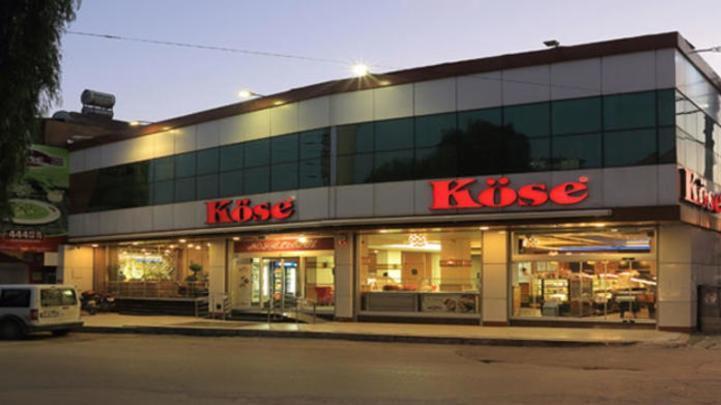 Adananın ünlü tatlıcısı hâkim karşısında