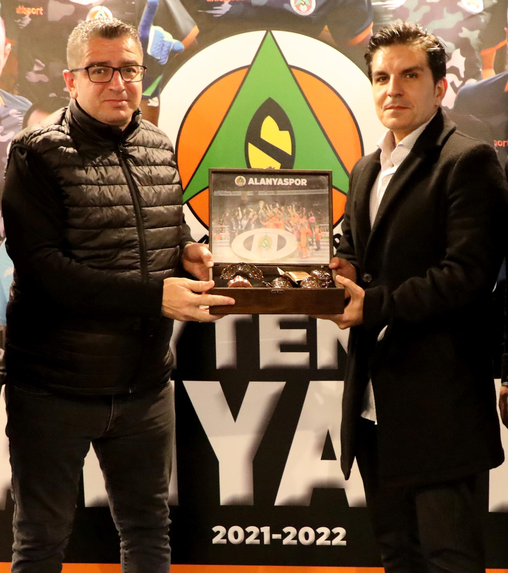 Kenan Koçaktan Alanyaspor ve Fatih Karagümrüke ziyaret