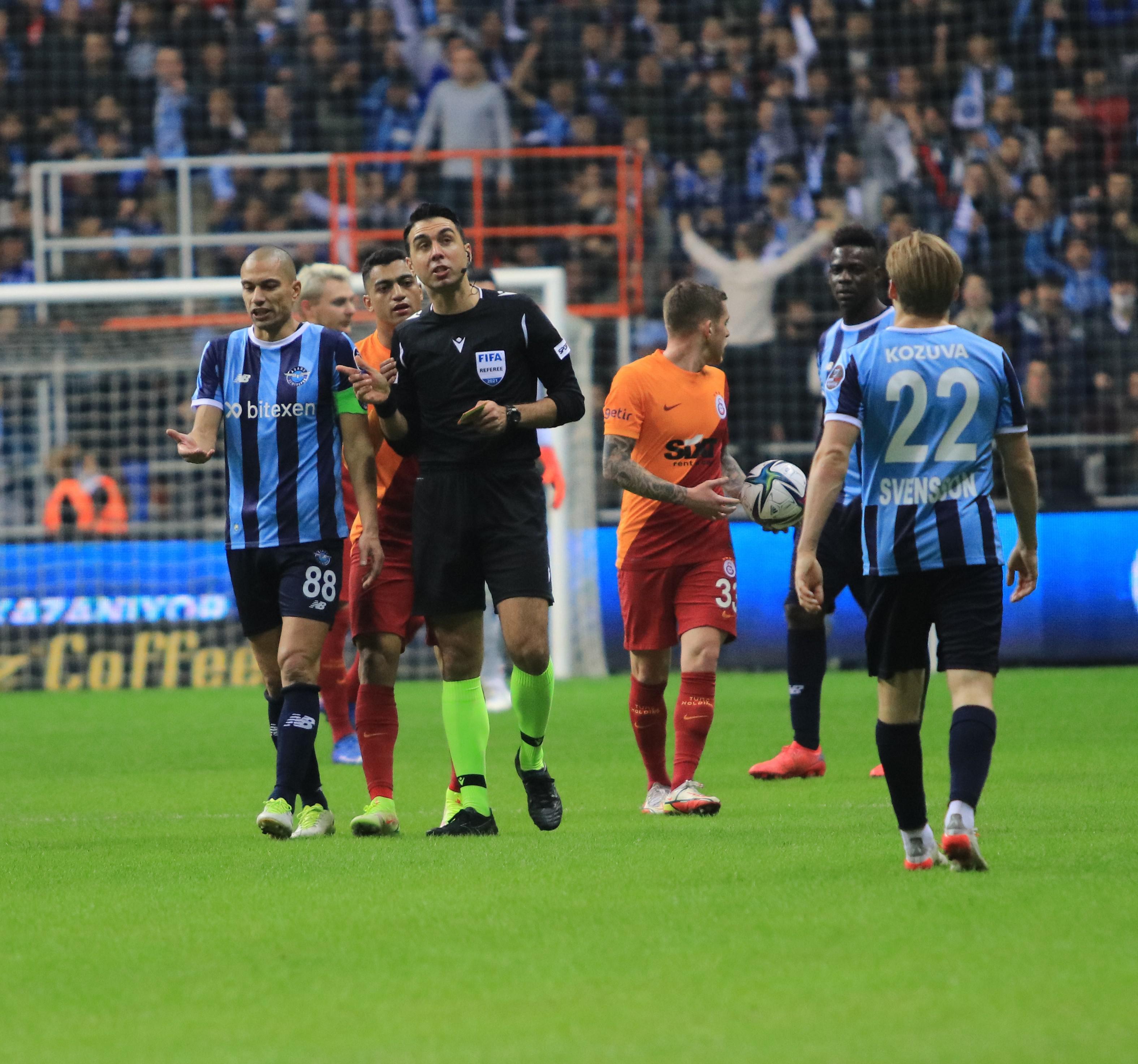 Adana Demirspor - Galatasaray maç sonucu: 2-0 (Maçın Özeti ve Golleri)