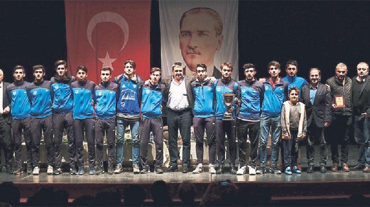 Fanatik Türkiye Buluşmaları Adanadan başladı