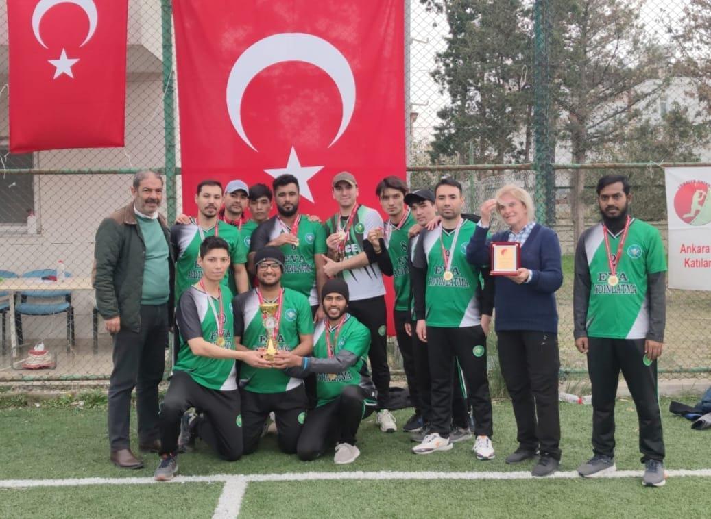 Büyükler Açık Alan Kriket Şampiyonasında zafer İstanbul Kriket Sporun