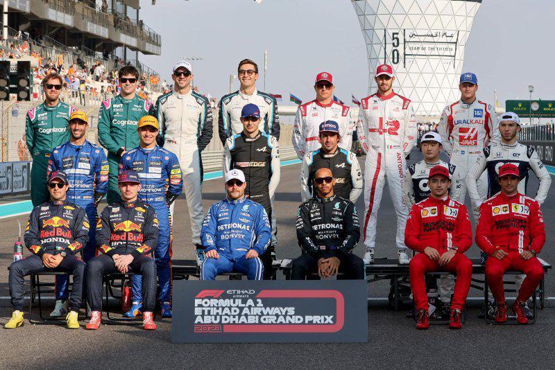 Formula 1 Abu Dhabi Grand Prixde kazanan Verstappen Şampiyonluğu kazandı