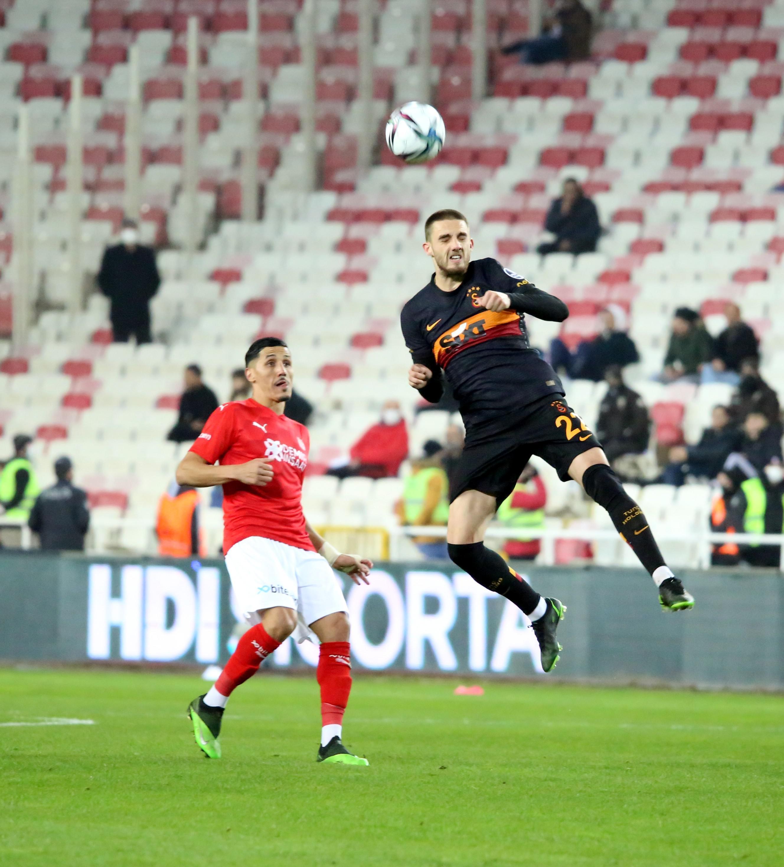 (ÖZET) Sivasspor - Galatasaray maç sonucu: 1-0