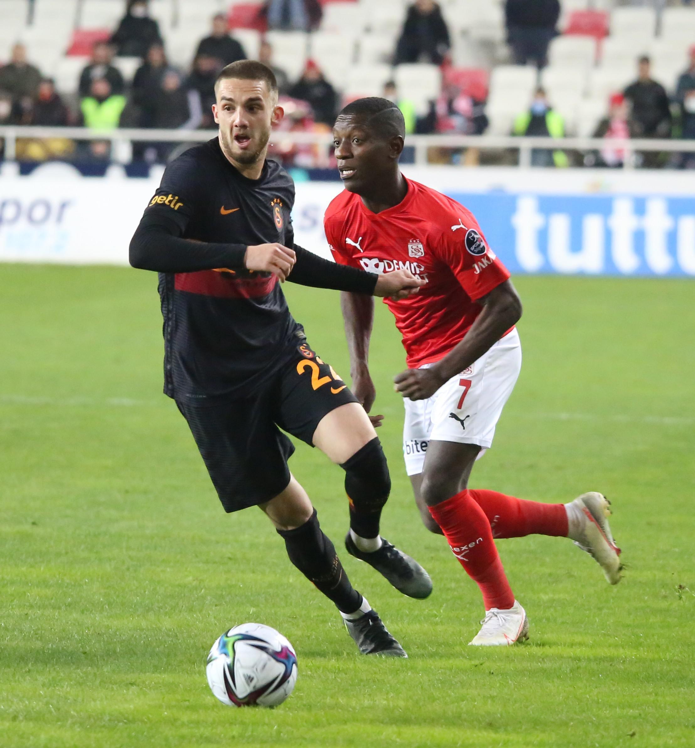 (ÖZET) Sivasspor - Galatasaray maç sonucu: 1-0