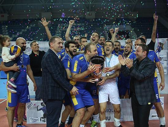 Fonex Şirketler Voleybol Ligine TURKCELL damga vurdu