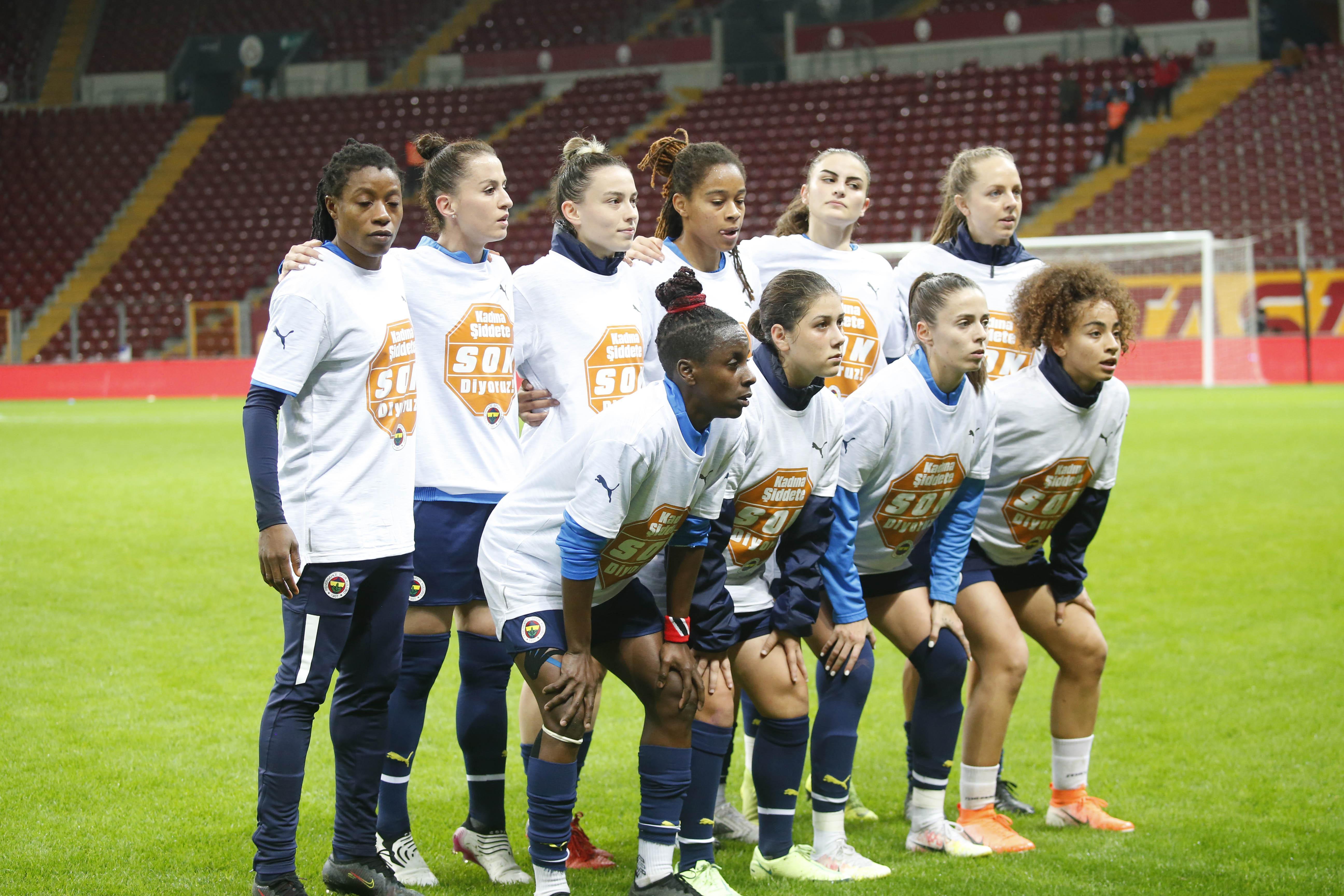 Galatasaray - Fenerbahçe kadın futbol takımları maç sonucu: 0-7 (Maçın Özeti ve Golleri)