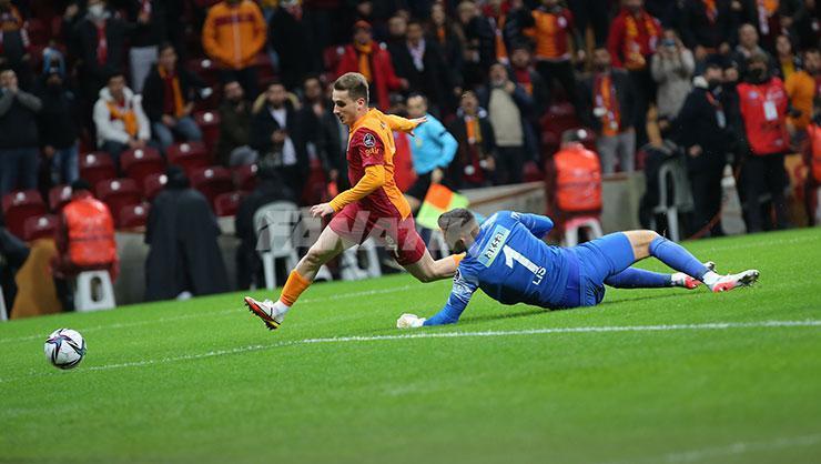 (ÖZET) Galatasaray - Altay maç sonucu: 2-2