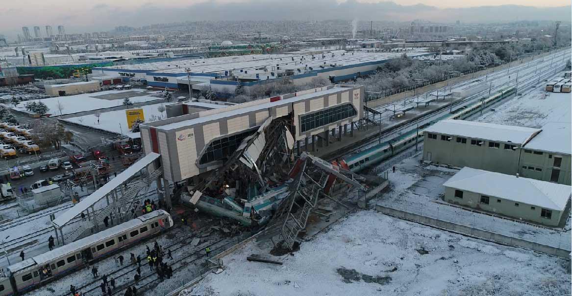 Son dakika Ankarada Yüksek Hızlı Tren kazası: 9 ölü, 47 yaralı