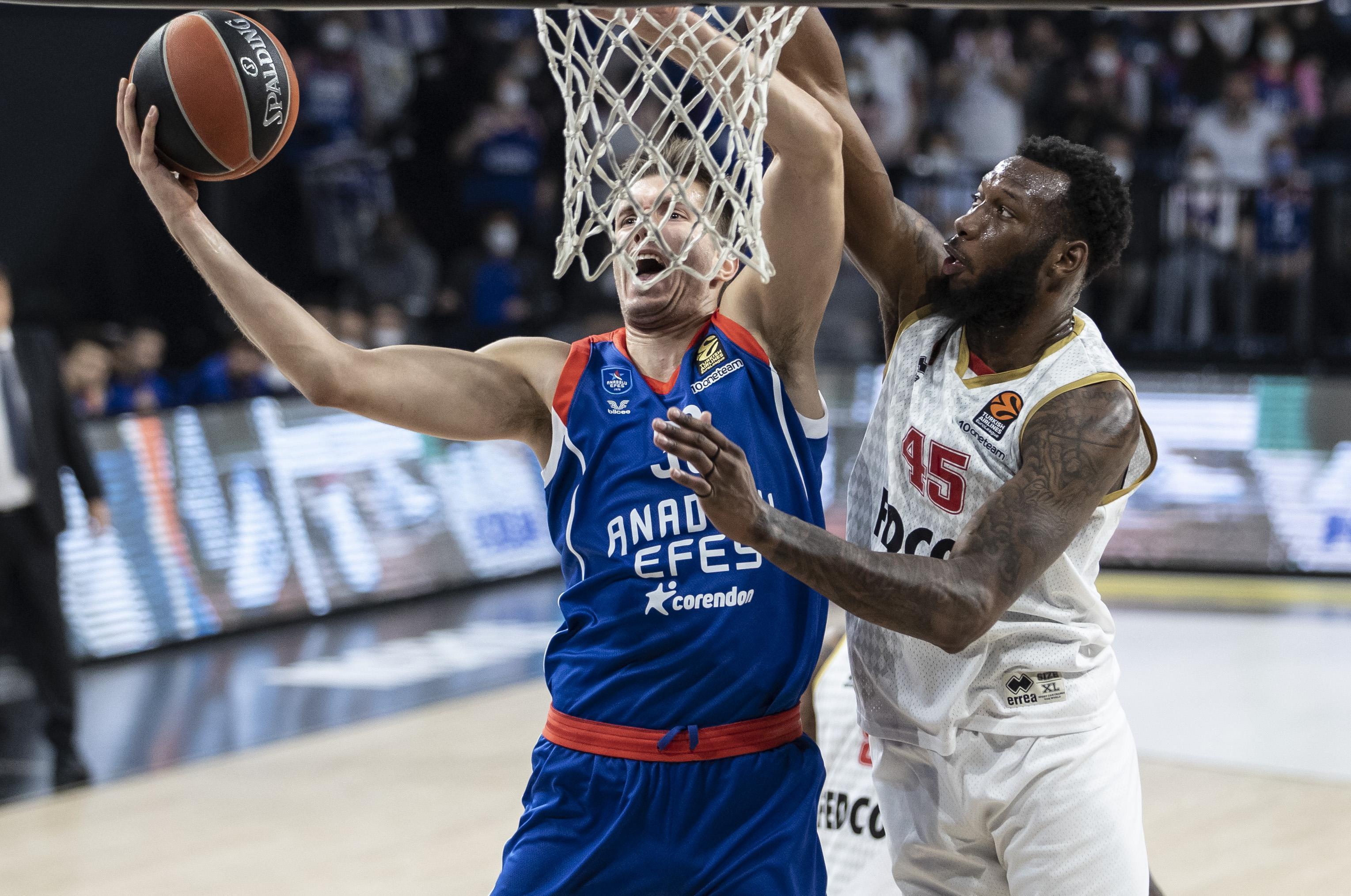 (ÖZET) Anadolu Efes-Monaco maç sonucu: 98-77