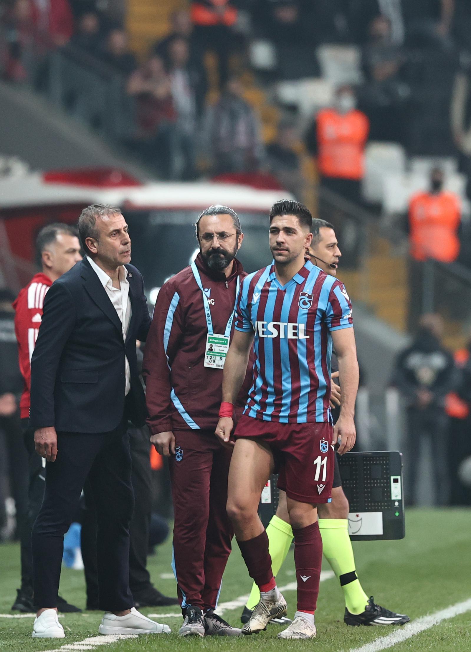 Son dakika Trabzonsporda Anastasios Bakasetas şoku yaşanıyor
