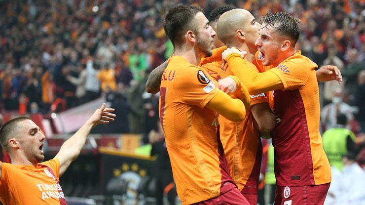 ÖZET Galatasaray - Lokomotiv Moskova maç sonucu: 1-1