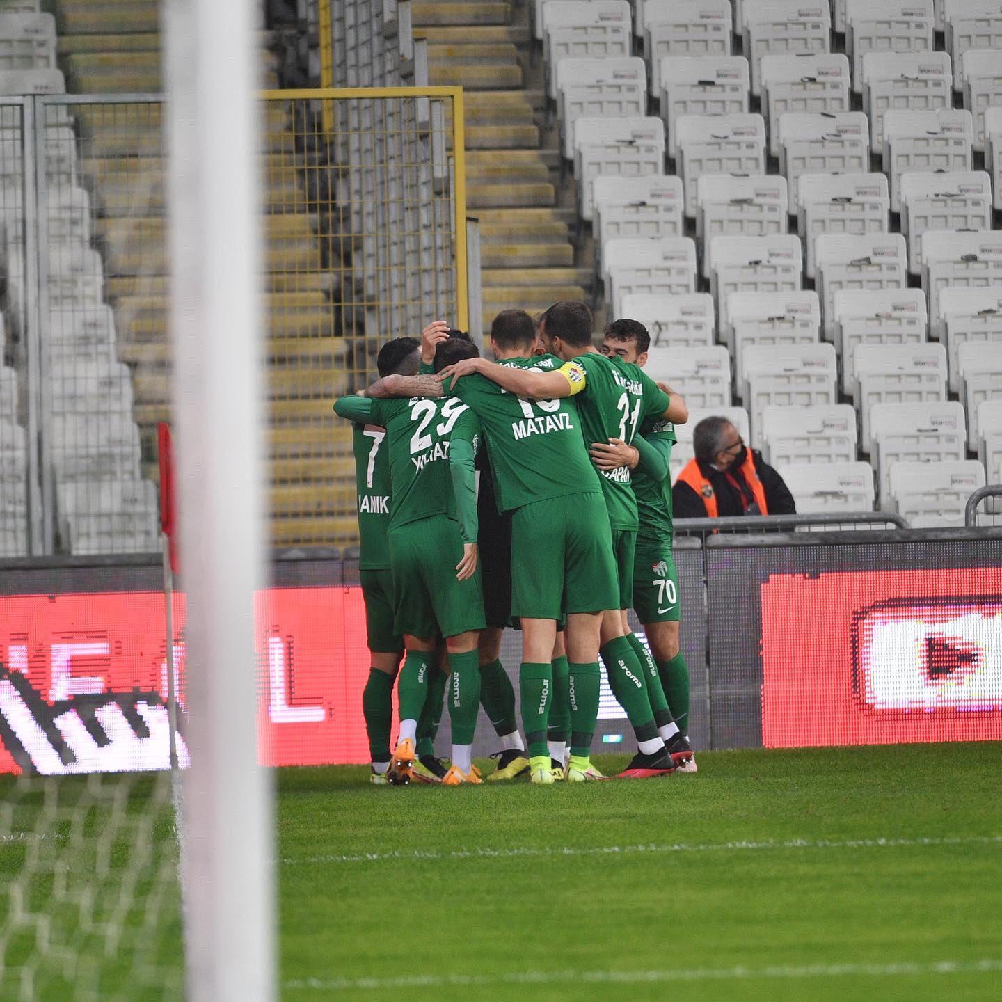 Özcan Bizatili Bursaspor, Play-Off hattına göz kırptı