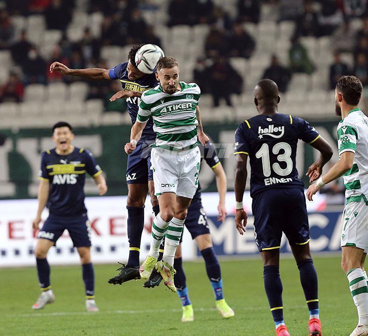 (ÖZET )Konyaspor-Fenerbahçe maç sonucu: 2-1