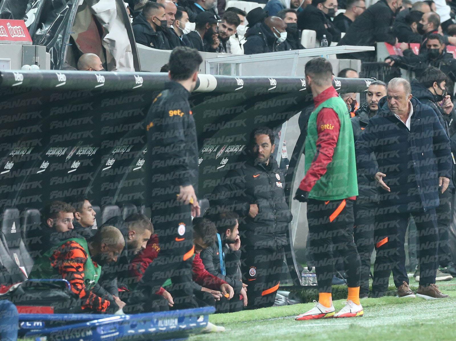 Fatih Terimden öğrencilerine: Ne oturuyorsunuz