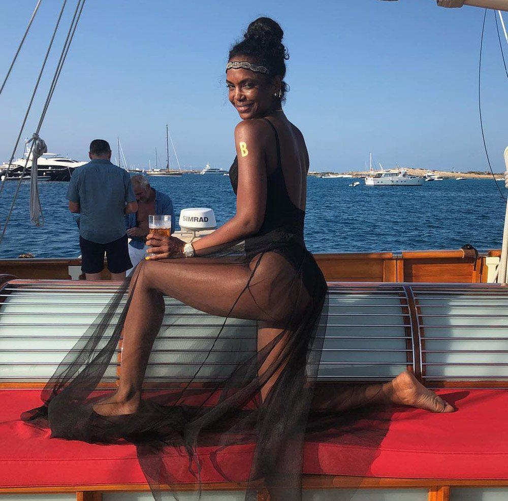 Puff Diddynin eski sevgilisi Kim Porter evinde ölü bulundu