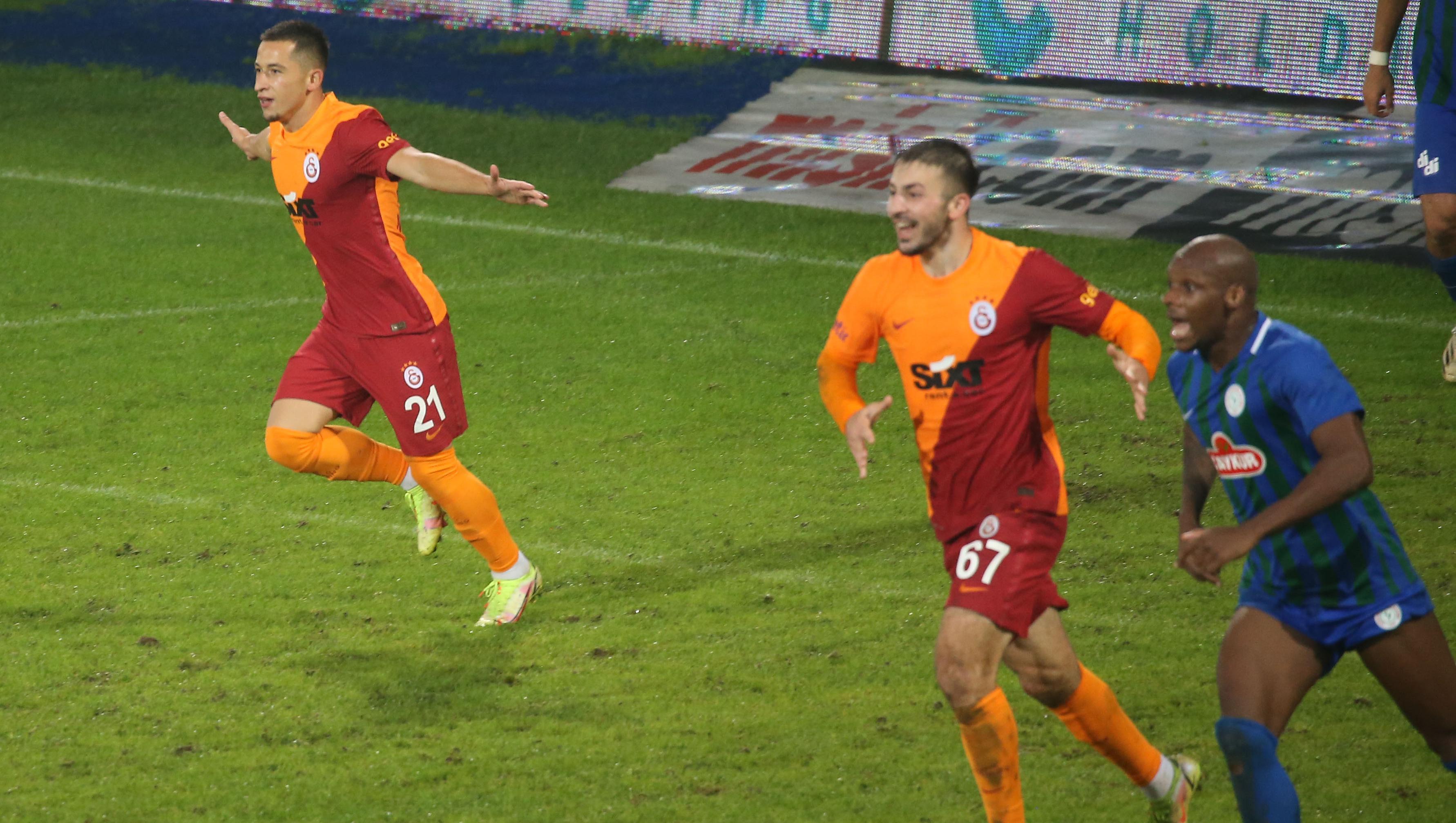 (ÖZET) Çaykur Rizespor - Galatasaray maç sonucu: 2-3