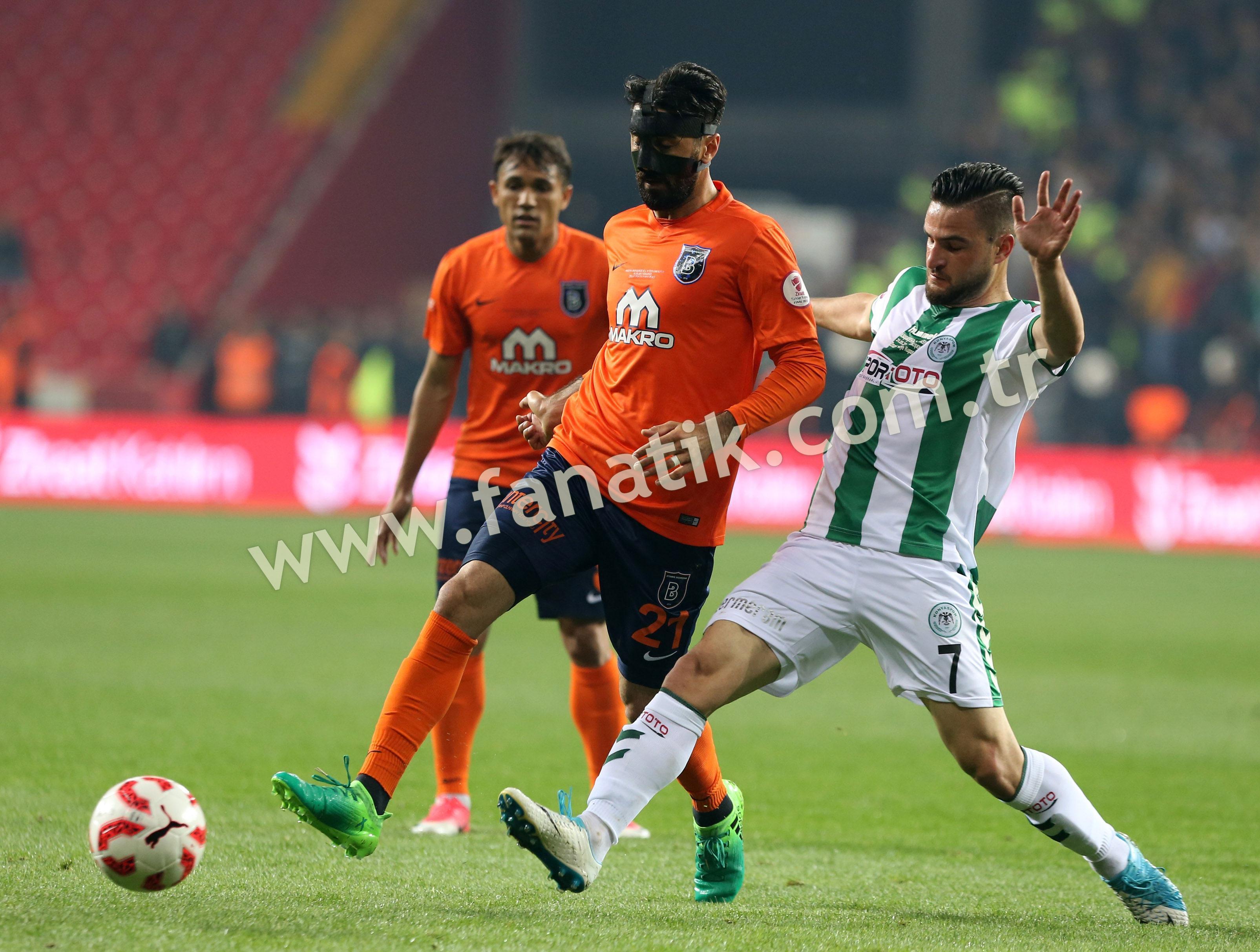 Atiker Konyaspor - Medipol Başakşehir maç sonucu: 0-0 (P:4-1)