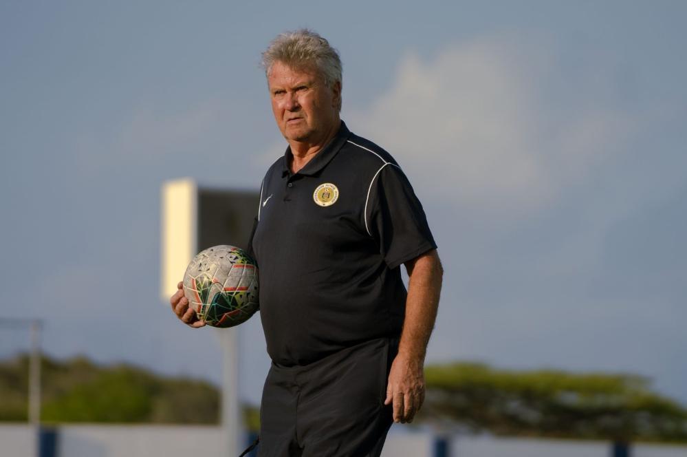 Fenerbahçe ve A Milli Takımın eski teknik direktörü Guus Hiddink, emekli oldu