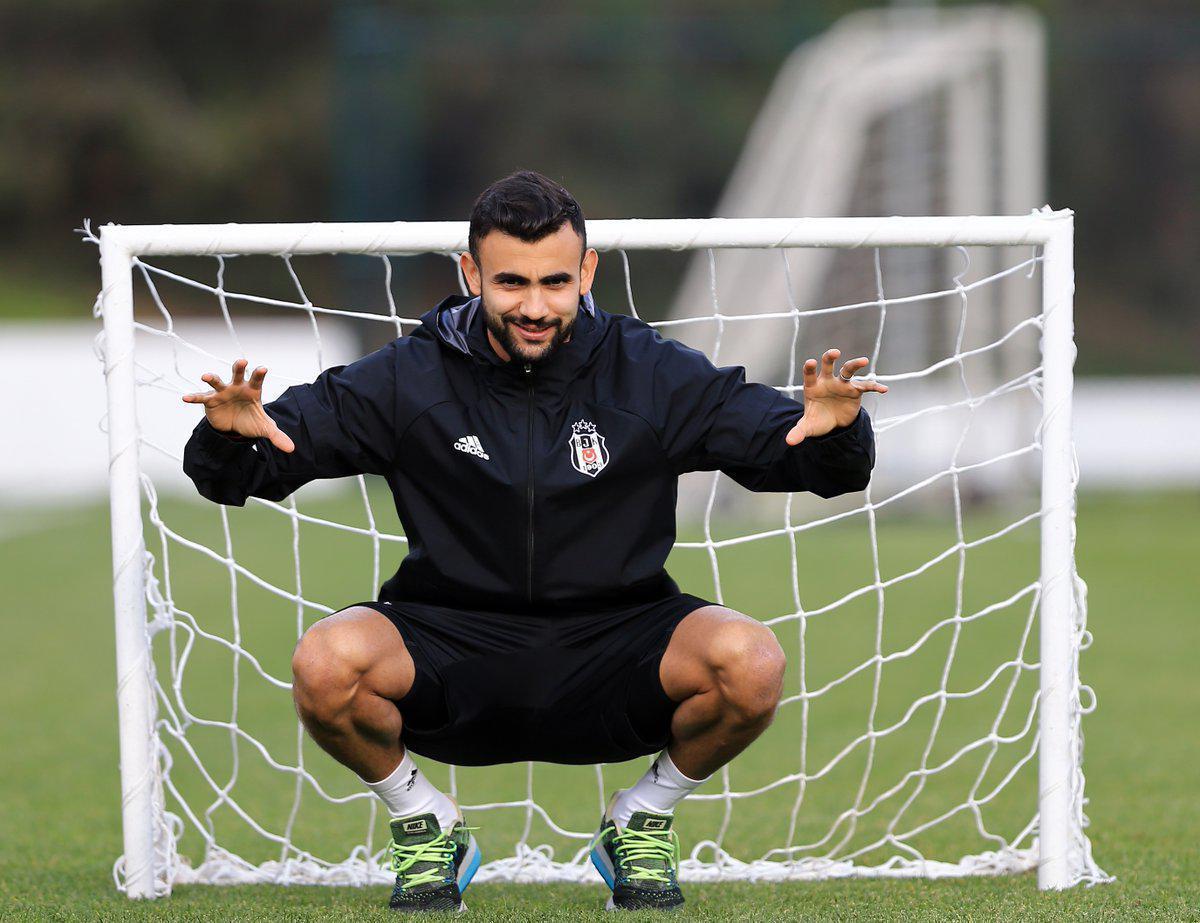 Son dakika haberi Beşiktaş Rachid Ghezzali İstanbula getiriyor