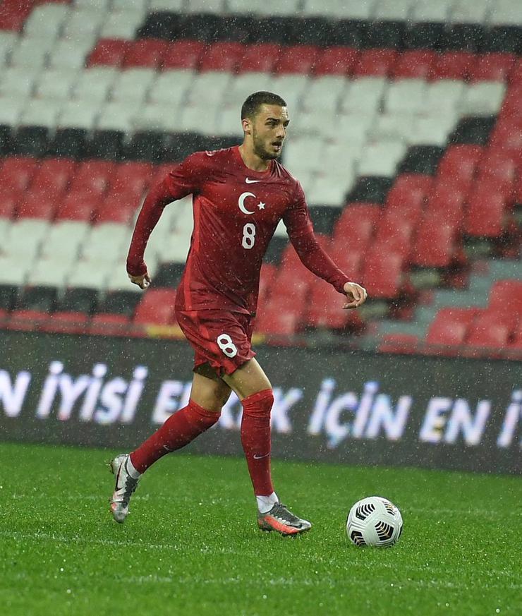 Son dakika Galatasaray haberi: Galatasaray, Berkan Kutlu transferini resmen açıkladı