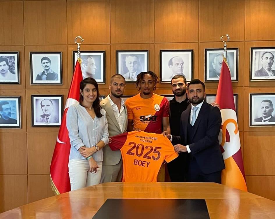 SON DAKİKA | Galatasaray, Sacha Boey transferini resmen açıkladı