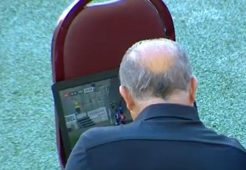Fatih Terim PSV maçını stadyumda seyretti