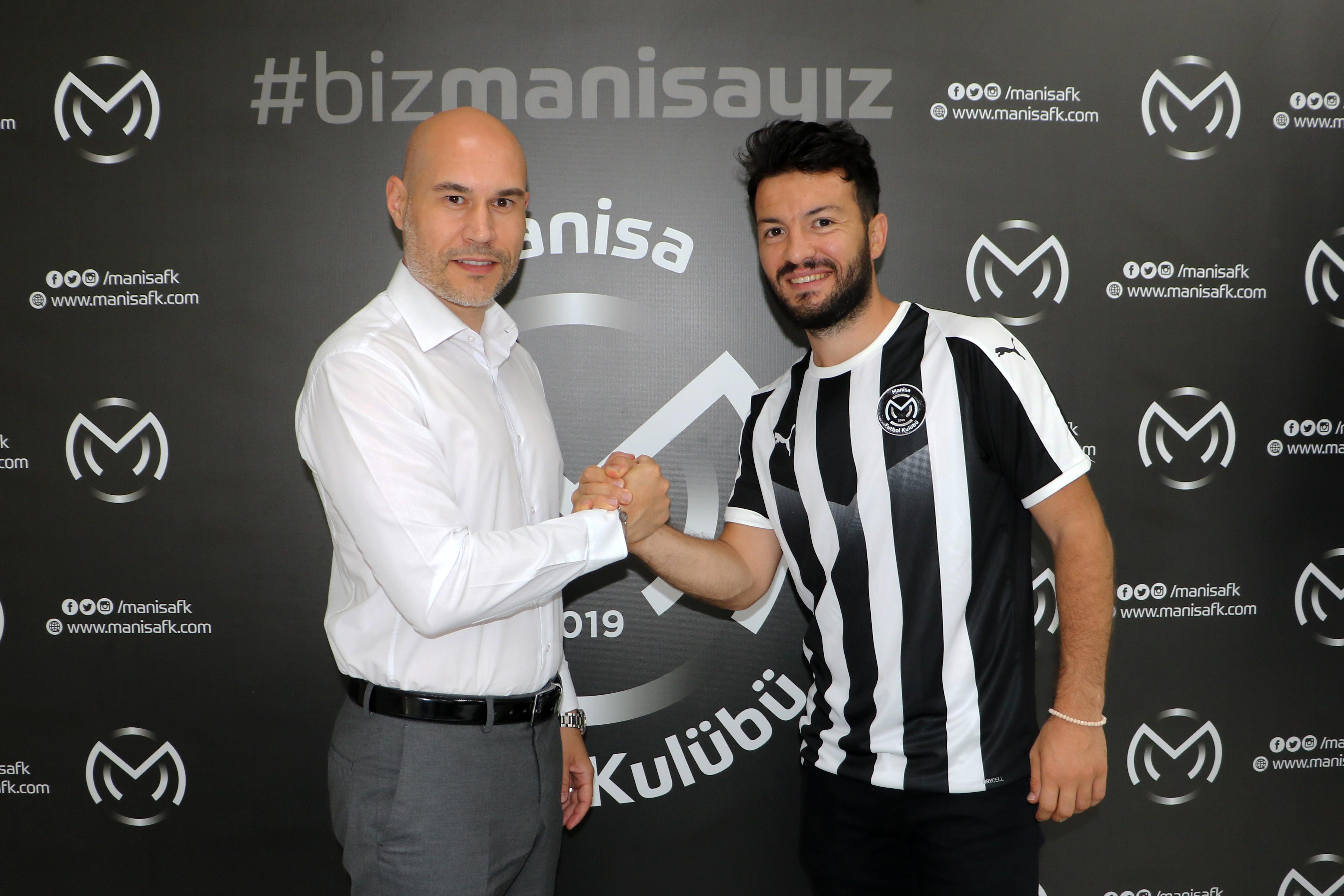 Manisa Futbol Kulübü, Özgür Çeki transfer etti