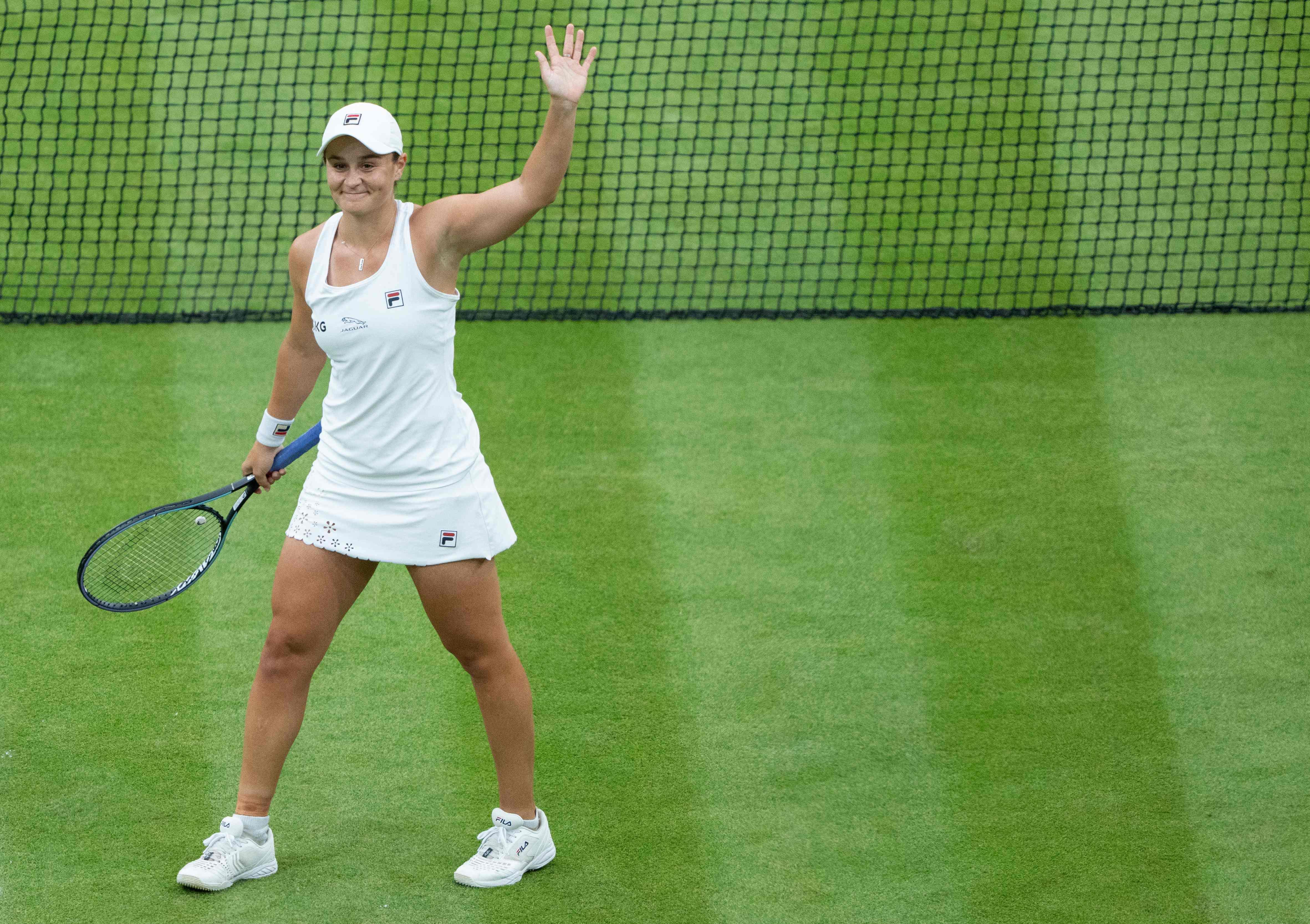 Wimbledonda tek kadınlarda son yarı final bileti Ashleigh Bartynin