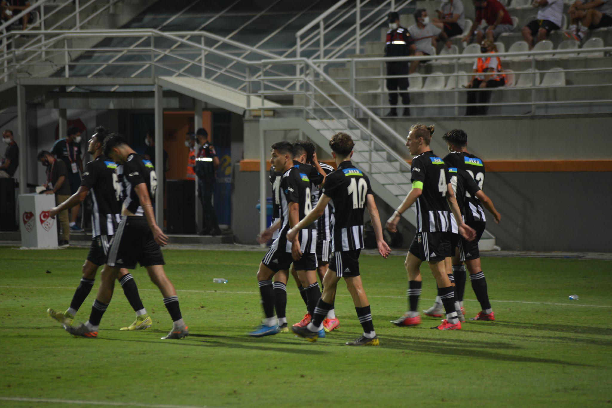 Eren Aydın şovla yarı finali getirdi Galatasaray-Beşiktaş U19 maç sonucu: 4-2