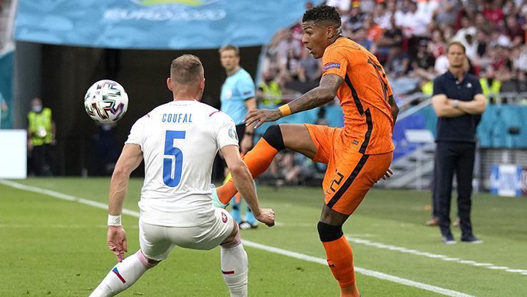 Hollanda - Çekya maç sonucu: 0-2