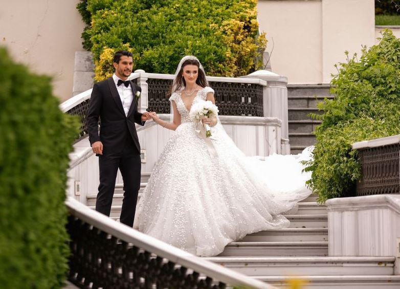 Son dakika | Beşiktaşlı Necip Uysal, Nur Beşkardeşler ile evlendi